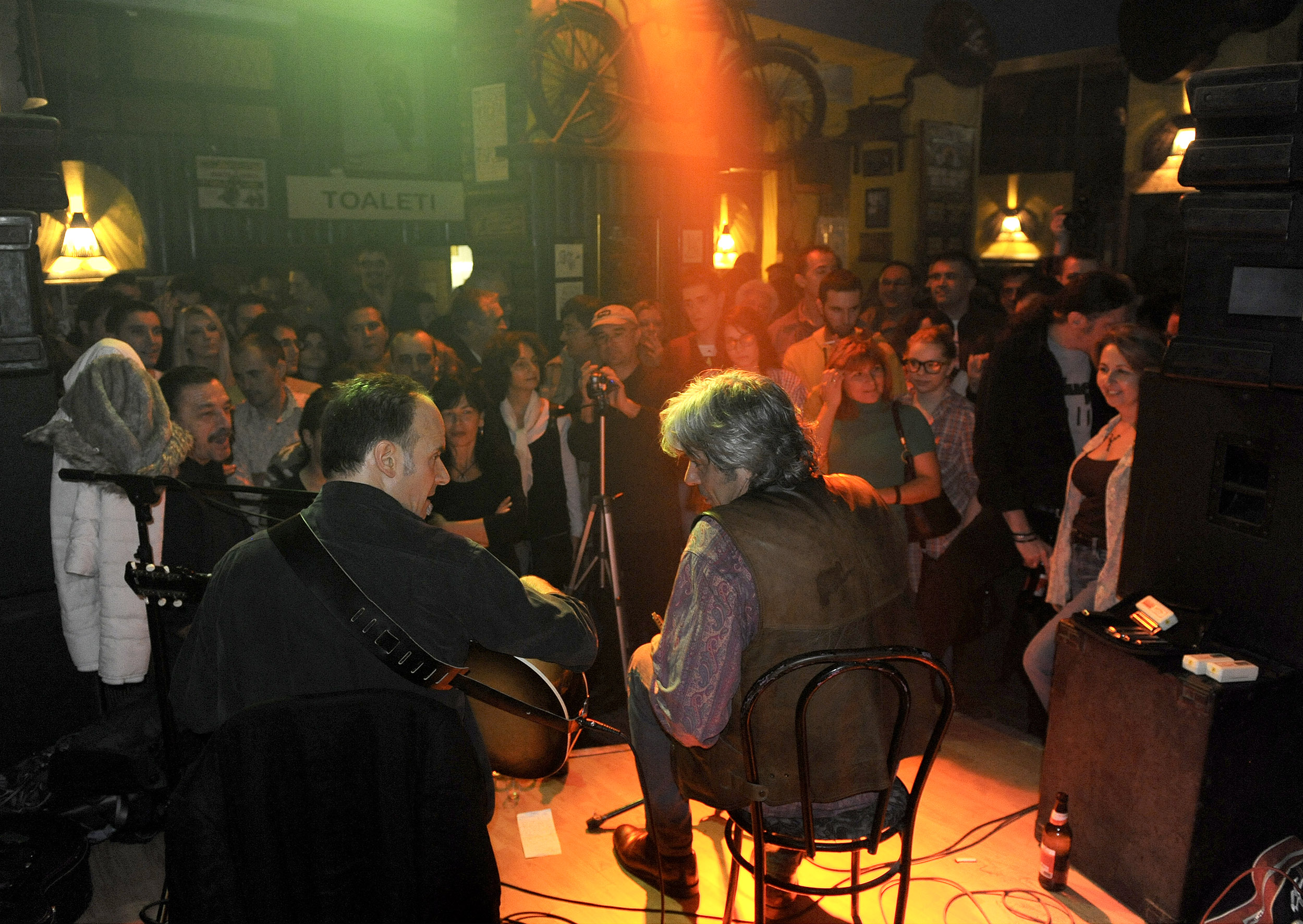 Kuglas Blues Club audience