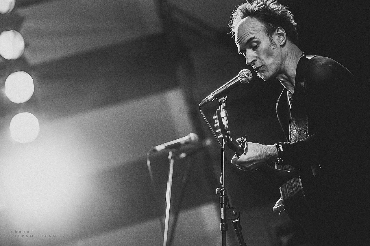 Homesick Mac on stage — photo by Stepan Kiyanov